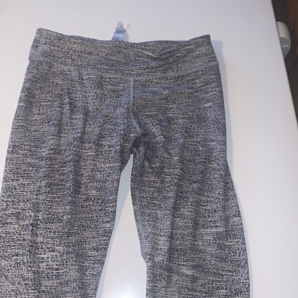 ivivva gray heathered leggings size 14(L-XL) girls